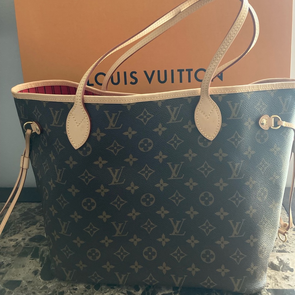 LV MM
